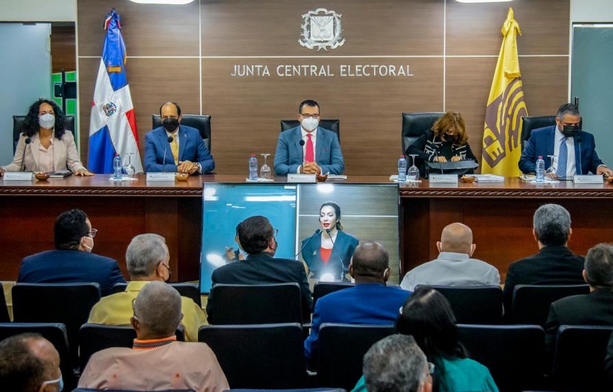 Junta Central Electoral propone reducir tope de gastos de los candidatos en campaña