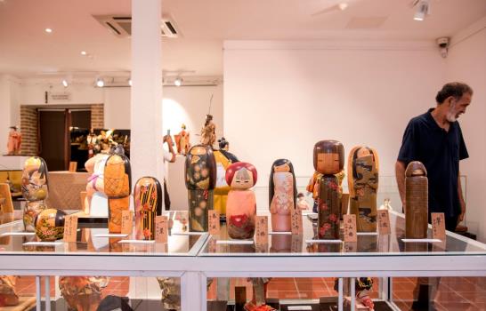 El Centro Cultural Banreservas exhibe muñecas ancestrales japonesas y dominicanas 