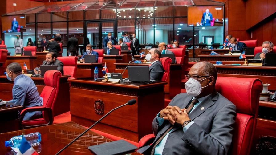 Buscan en el Senado reformar ley de Seguridad Social 