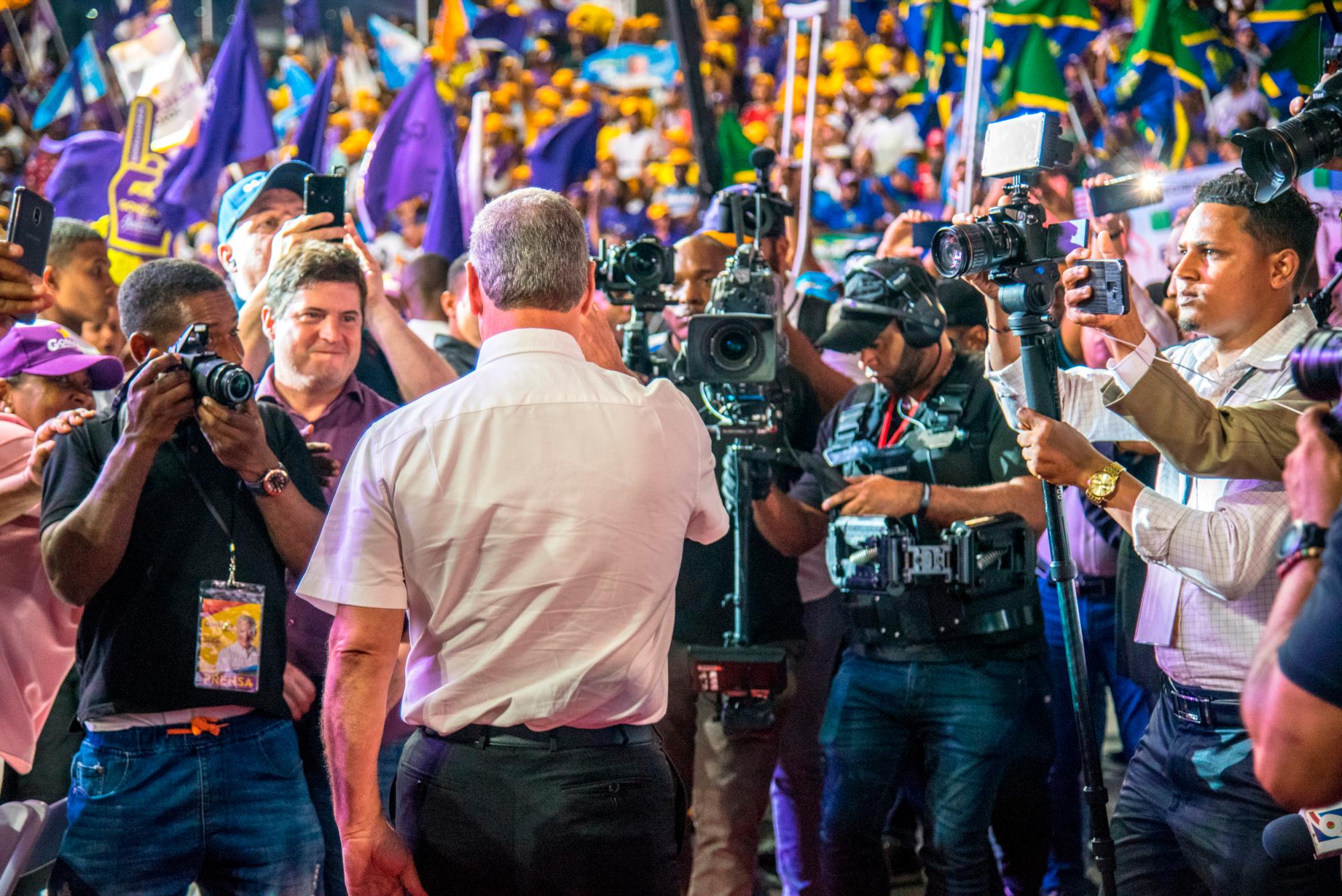 El precandidato presidencial por el Partido de la Liberación Dominicana (PLD), Gonzalo Castillo, el 3 de Octubre de 2019 durante su cierre de campaña de cara a las elecciones primarias.
