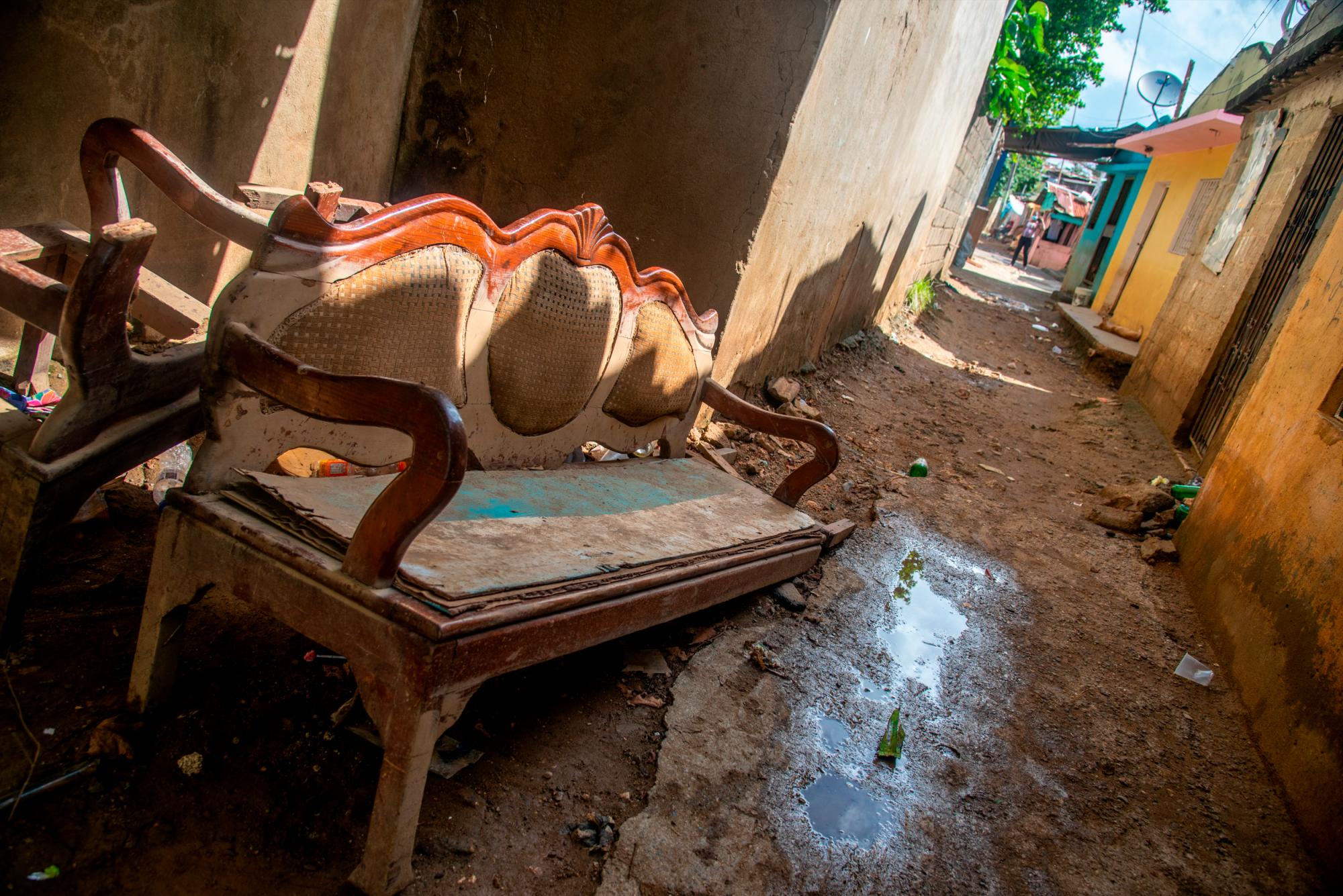 Moradores del barrio Los Coordinadores afectados por las inundaciones durante la tormenta Laura. 