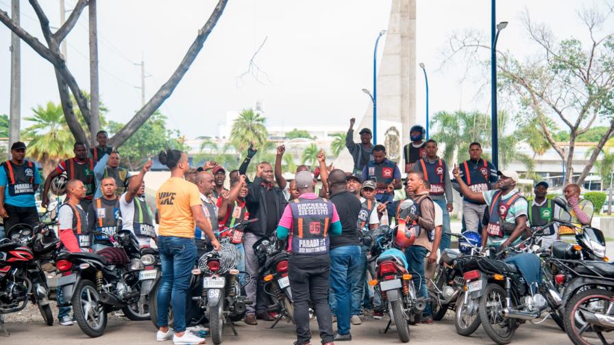 Motoconchistas denuncian  militares los tienen en zozobra  