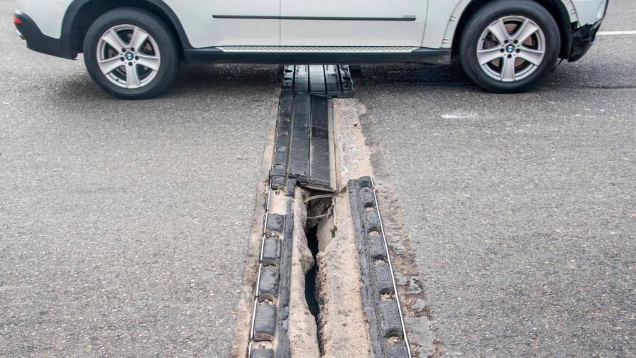 Juntas de puente Juan Bosch se siguen deteriorando Juntas de puente Juan Bosch se siguen deteriorando