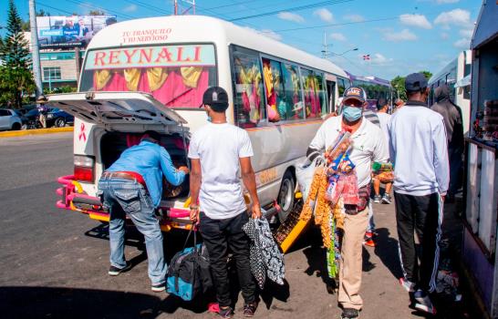 Paradas del sur y del norte del país presentaron poco flujo de viajeros 