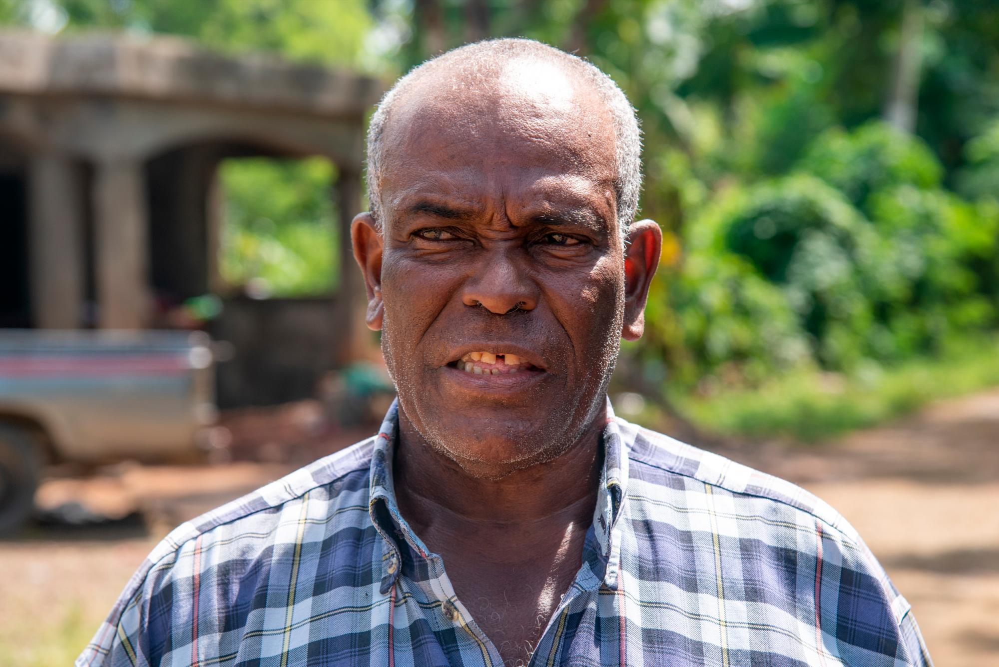 Los choferes no pueden y transitar por el mal estado de la vía.