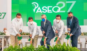 Presidente Abinader da el primer palazo para la construcci&oacute;n de la plaza Paseo 27