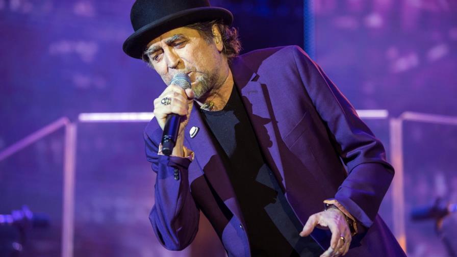 Joaquín Sabina protagoniza una fugaz reaparición pública