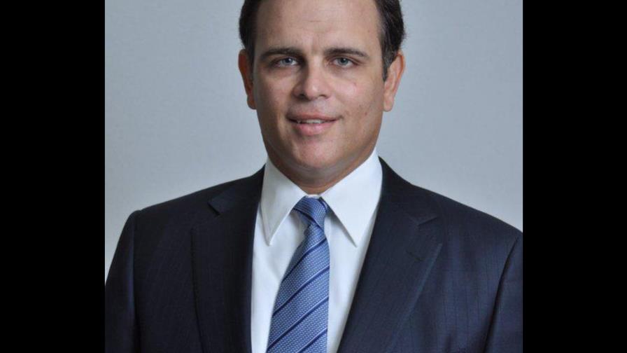 Abinader designa a Jochi Vicente como ministro de Hacienda