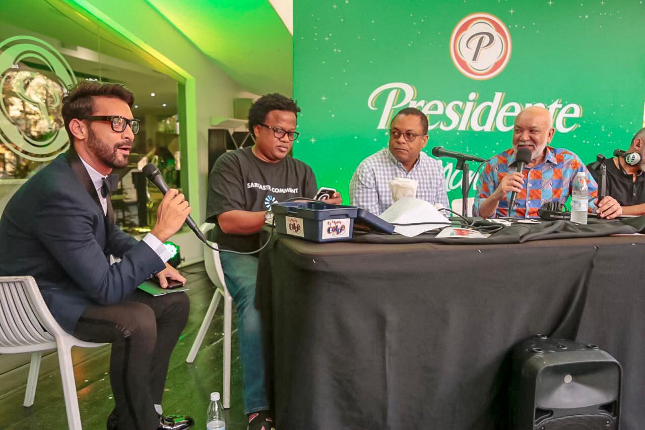 Jochy Santos transmite en vivo El Mismo Golpe en el Lounge Presidente