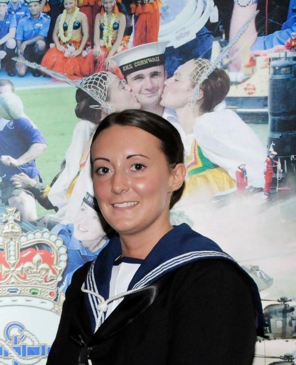 Expulsan de la Armada británica a marinera por asaltar sexualmente a tres compañeros