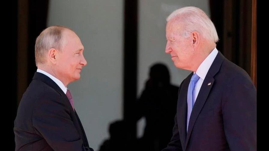 Biden actuará para reforzar el flanco este de la OTAN si Putin ataca Ucrania