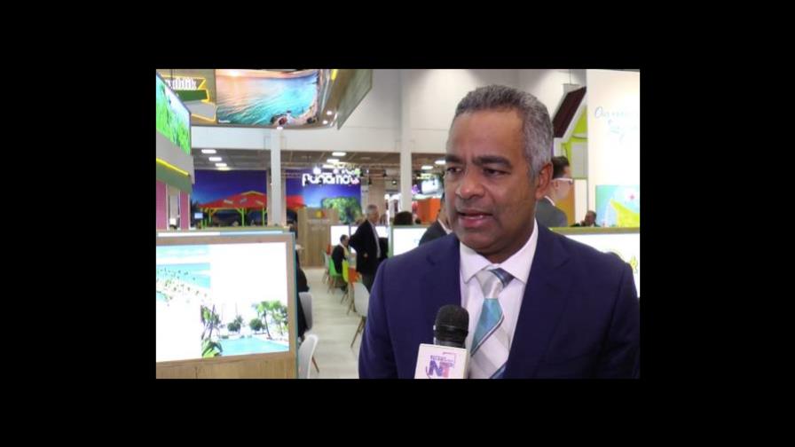 Santos reafirma agenda institucional de la Bolsa de Valores