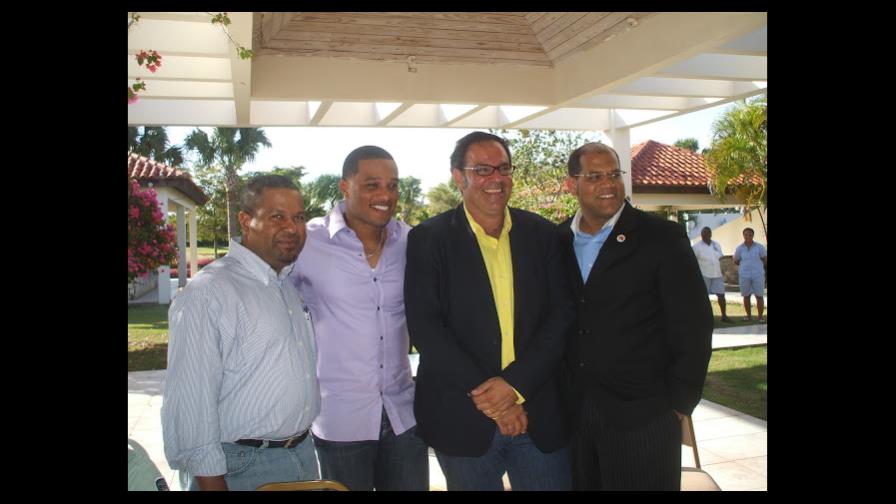 Asaltan y roban a alcalde de Guayacanes en su vivienda