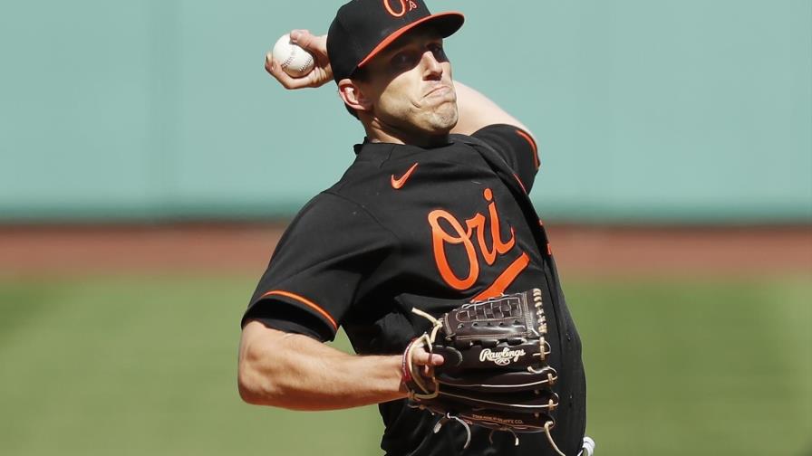 Orioles inician campaña con blanqueada sobre Medias Rojas