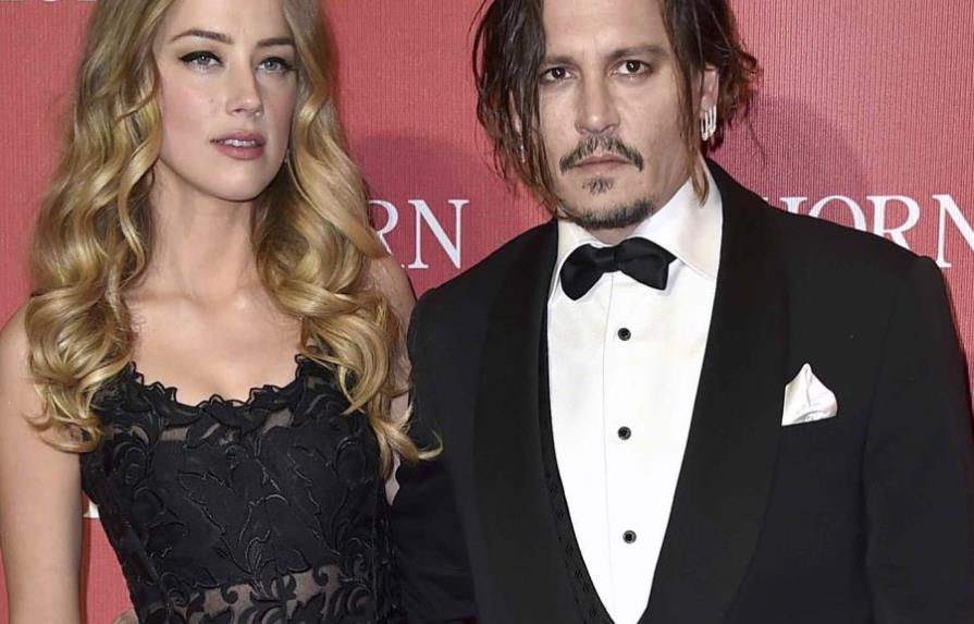 Johnny Depp demanda a su exesposa por difamación