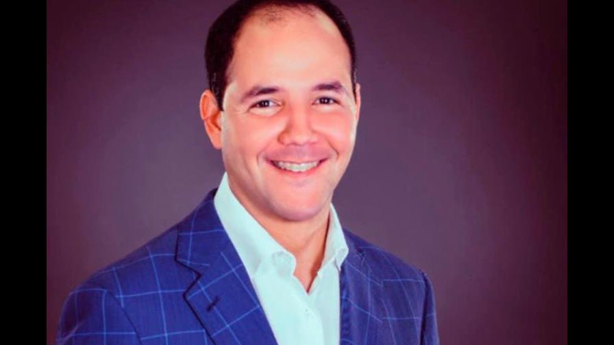 Exfuncionario del PLD denuncia Gobierno le sigue pagando a pesar de su desvinculación en octubre