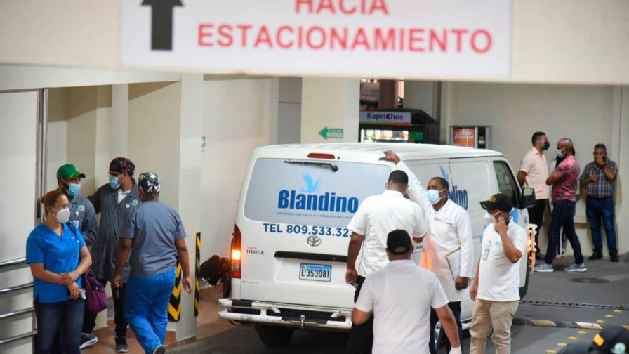 Médicos trataron de reanimar a Johnny Ventura por 45 minutos Médicos trataron de reanimar a Johnny Ventura por 45 minutos