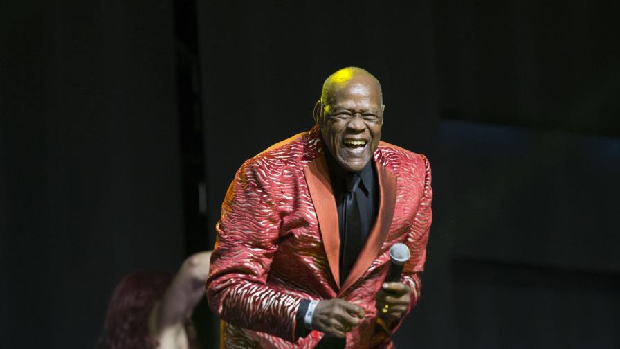 El público se quedó esperando un gran homenaje a Johnny Ventura en los Latin Billboard El público se quedó esperando un gran homenaje a Johnny Ventura en los Latin Billboard