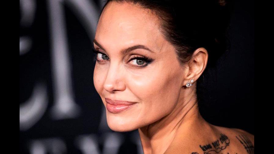 Angelina Jolie comanda en Roma a sus Eternals, multiculturales y paritarios Angelina Jolie comanda en Roma a sus Eternals, multiculturales y paritarios