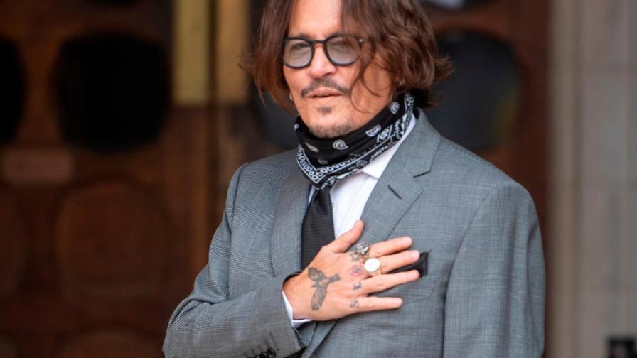 Winona Ryder y Vanessa Paradis aseguran que Depp no fue violento con ellas
