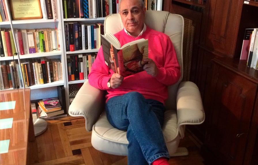 Jorge Benavides: “Ten una intensa vida textual, lee”