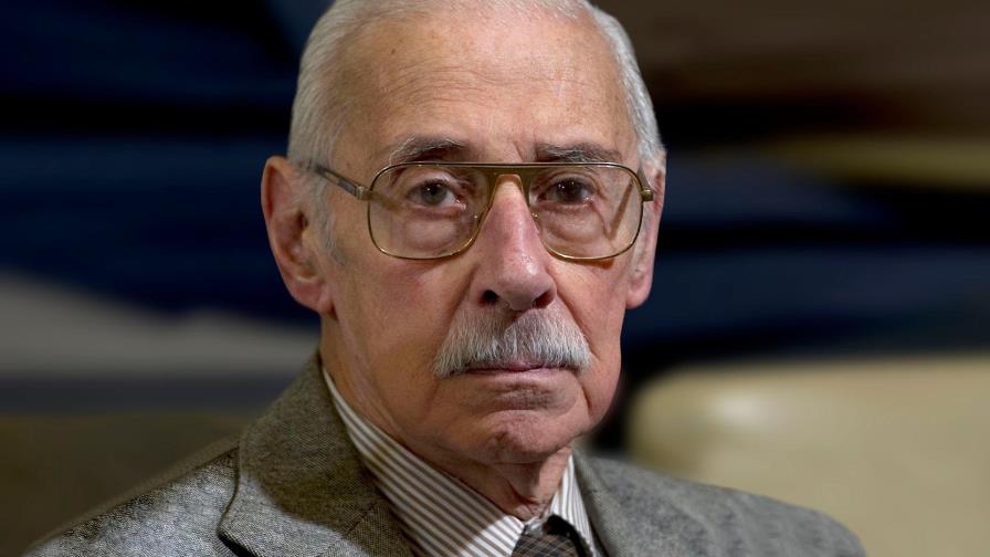 Estados Unidos conocía los planes golpistas de Videla en 1976 en Argentina, según cables