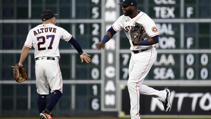 Astros de Houston triunfan y aseguran iniciar como locales Astros de Houston triunfan y aseguran iniciar como locales