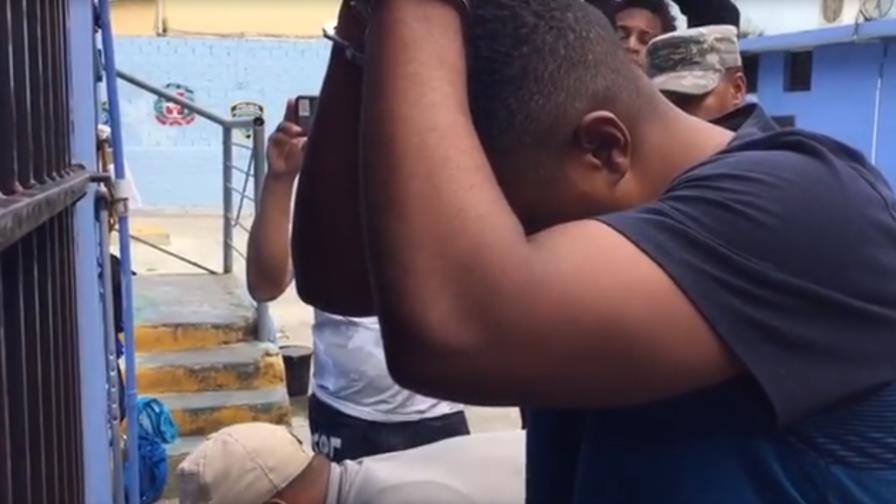 Hombre mata a su expareja en San Cristóbal; horas después se entregó Hombre mata a su expareja en San Cristóbal; horas después se entregó