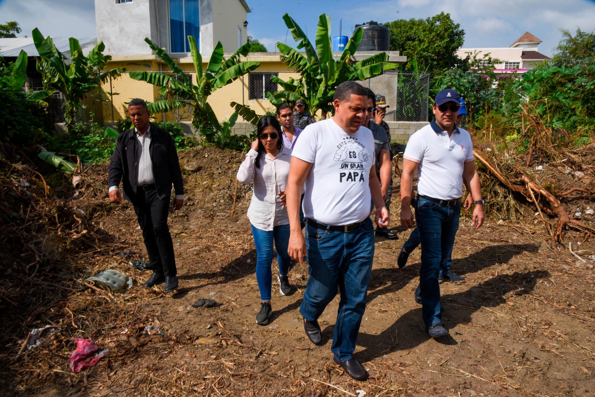 Jose´ Francisco Nu´n~ez junto a Abel Martínez.