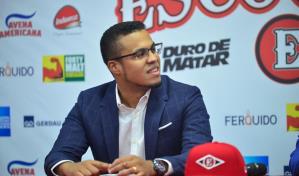 Escogido convoca a rueda de prensa