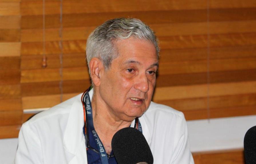 Neurocirujano José Joaquín Puello alerta población sobre cuidado ante COVID-19