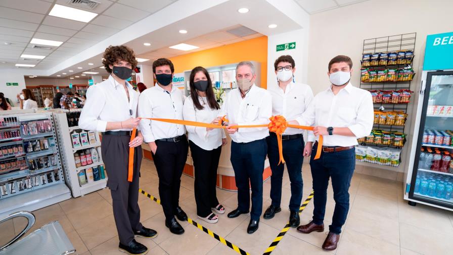 Farmacias Los Hidalgos llega a Ciudad de La Vega
