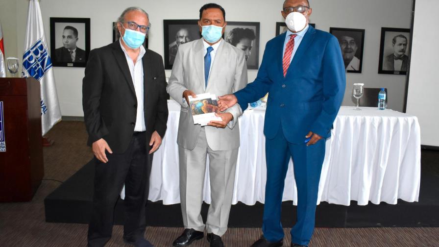 La antología poética “El llamado”, de Mateo Morrison, ya está disponible