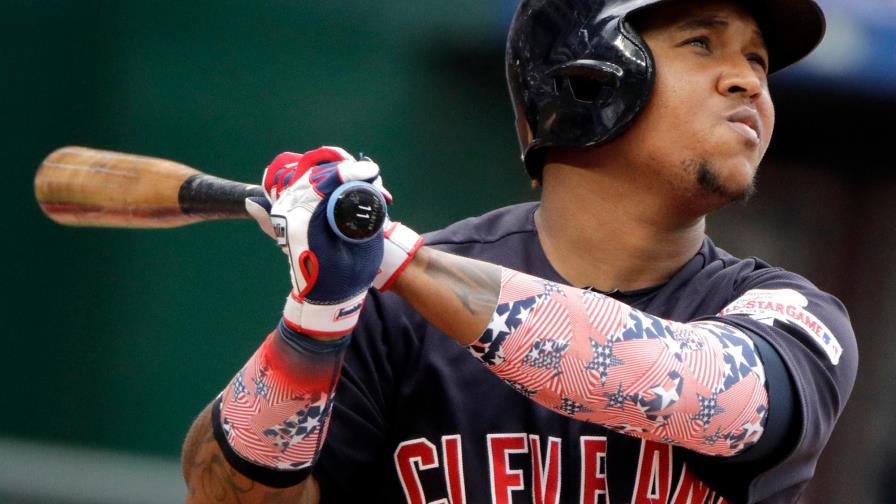 Ramírez y Lindor se combinan para llevar a Indios a barrida sobre Reales