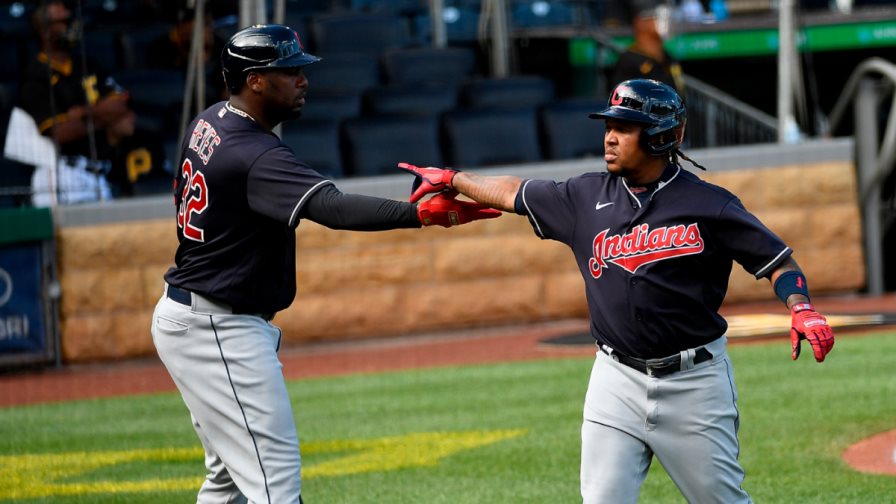 Cleveland aparta del equipo a José Ramírez y Franmil Reyes por romper el protocolo COVID-19