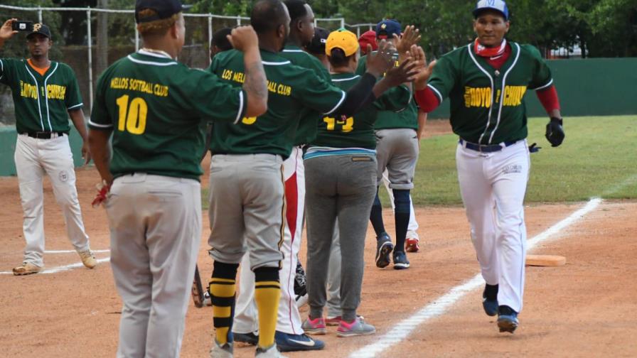 Hermanos Durán y JR. Team se miden en semifinal de softbol del Distrito Nacional