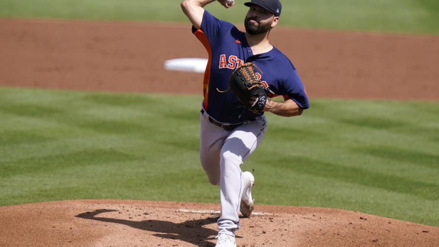 Astros se quedan sin ocho pitchers por protocolos de COVID-19 Astros se quedan sin ocho pitchers por protocolos de COVID-19