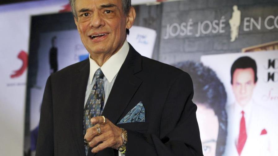 Esposa de José José asegura que su salud mejora