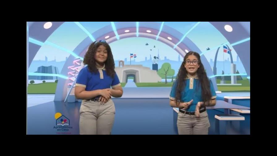 Educación responde preguntas de padres durante transmisiones