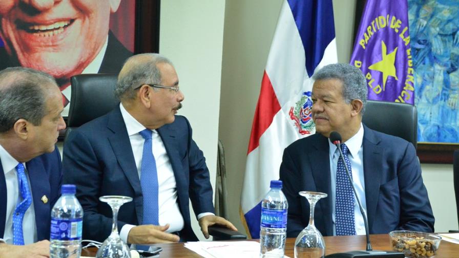 Encuesta mexicana dice que un 71% no favorece modificar la Constitución Encuesta mexicana dice que un 71% no favorece modificar la Constitución