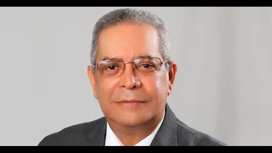 Exministro de Salud pide a la población “tener confianza en que el COVID-19 será derrotado” Exministro de Salud pide a la población “tener confianza en que el COVID-19 será derrotado”