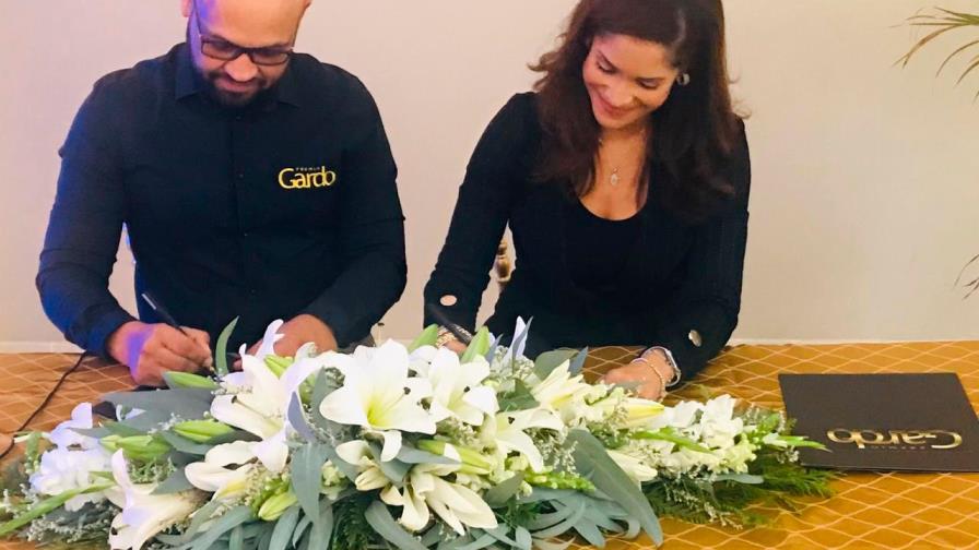 Adora respalda premios de la radio y lanza aplicación Adora respalda premios de la radio y lanza aplicación