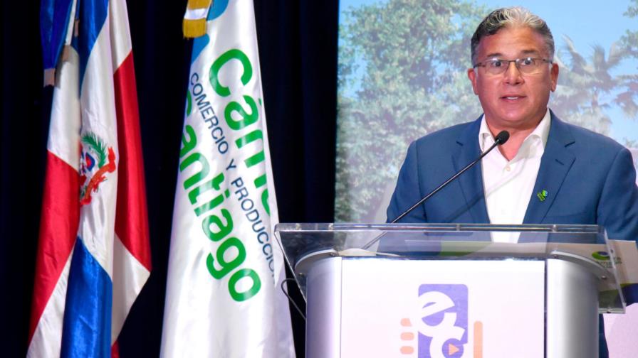 Presidente Cámara de Comercio de Santiago aboga se elimine práctica del borrón y cuenta nueva