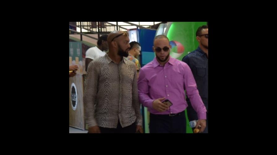 Peloteros amenazan con parar torneo; exigen renuncia de Mario Melvin Soto Peloteros amenazan con parar torneo; exigen renuncia de Mario Melvin Soto