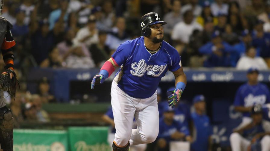 Licey logra victoria 1,800 en la Liga Dominicana de Béisbol 