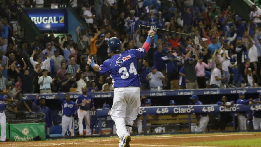 Jonrón de Juan Francisco lidera triunfo del Licey en el regreso de la semifinal
