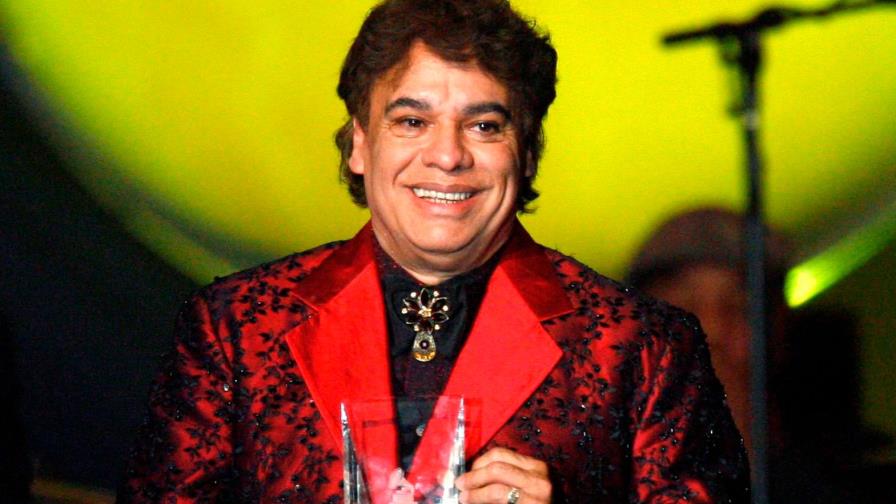 Casa de Juan Gabriel, destino de migrantes en su tercer aniversario luctuoso