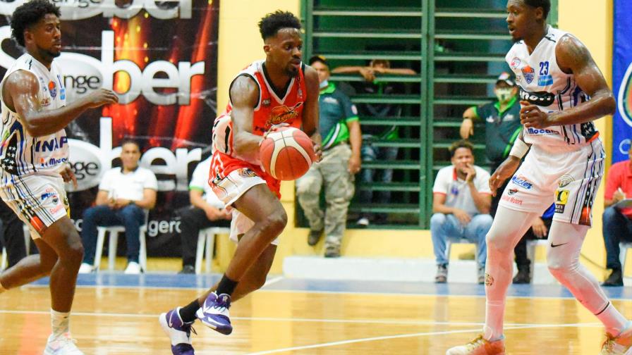 Juan Miguel Suero lleva al San Sebastián a ganar la serie regular en Moca