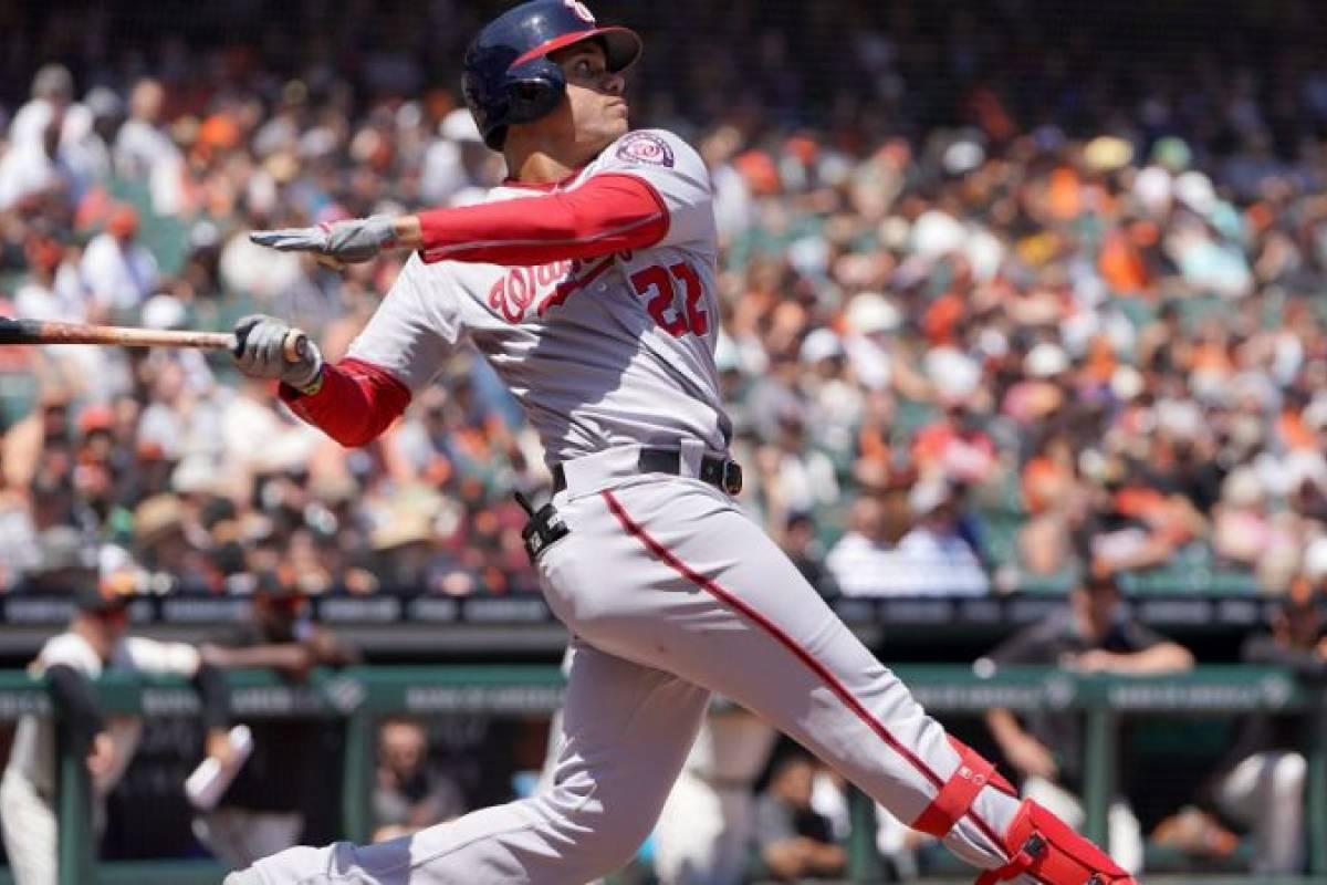 El dominicano Juan Soto de los Nacionales de Washington batea .316, el 22 de septiembre del 2021, segundo en la tabla en la Liga Nacional. Va en ruta de convertirse en el primer quisqueyano que gana dos títulos de bateo en las Grandes Ligas. (Fuente externa)
