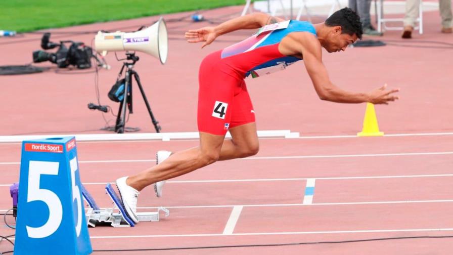 Juander Santos tropieza en la última valla y falla en ganar medalla en los Panamericanos